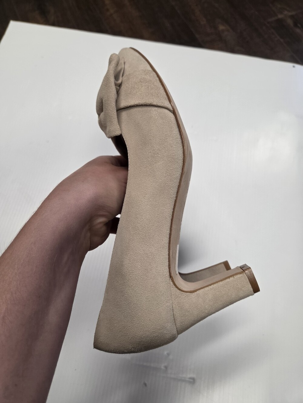 Sargasso And Grey London Lori Pump - Almond Suede Leather Bow Heel 37.5 7 - Picture 6 of 9